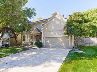 4732 Lone Elm St, Shawnee, KS 66226