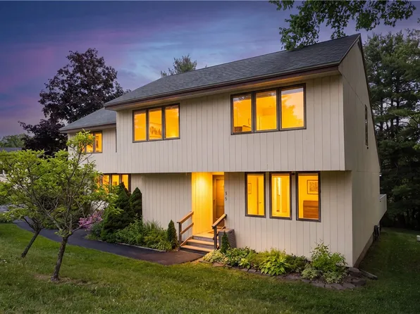 130 Pines Dr Suite 5-6, Roxbury, NY 12474