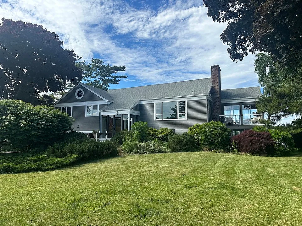 28 Surf Rd