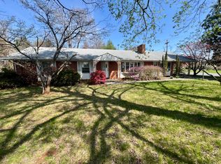 984 Colbourne Ave, Vinton, VA 24179