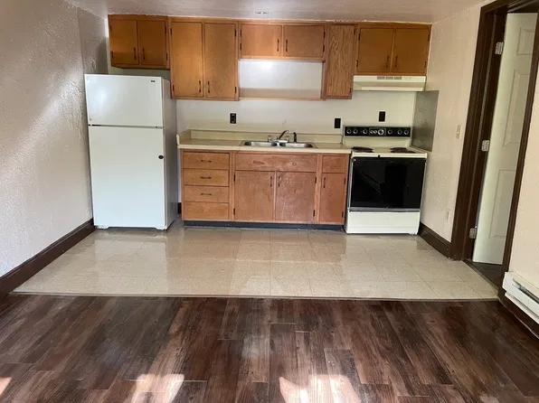 241 Main St APT C, North Huntingdon, PA 15642
