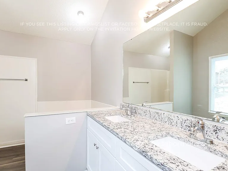 14812 Karina Falls Ct — Photo 11