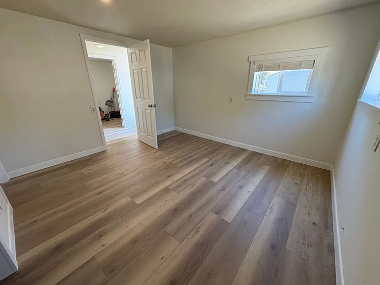 52563 Doe Ln — Photo 20