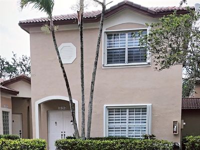 16203 Emerald Cove Rd, Weston, FL, 33331