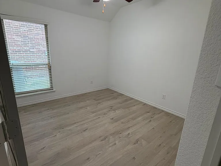 10020 Levelland Pl — Photo 12