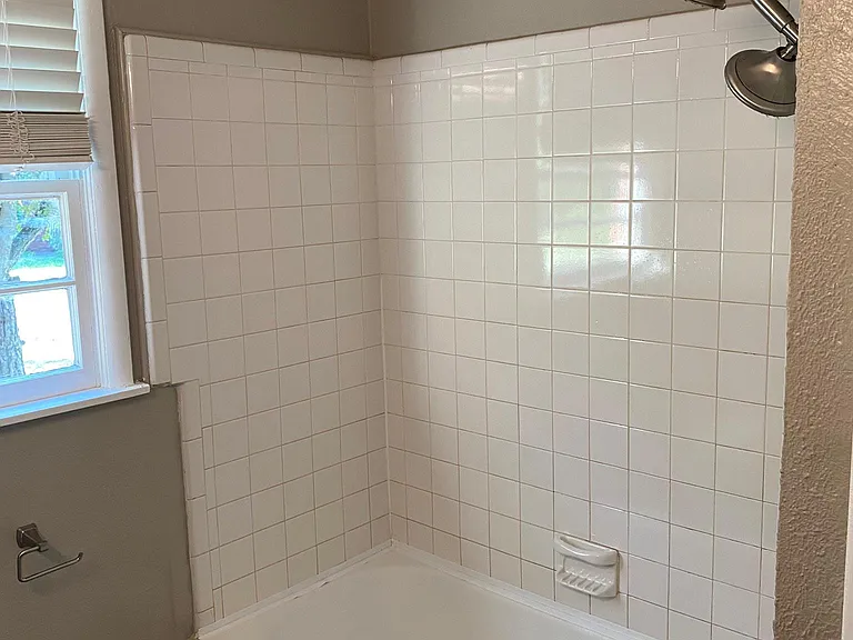 3245 S Irvington Ave — Photo 6
