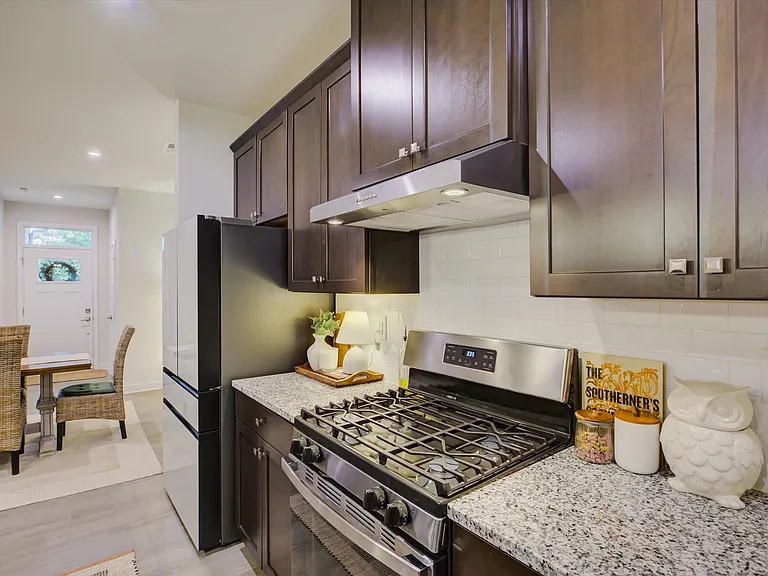 6377 Ashton Park Dr — Photo 11
