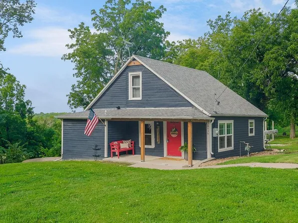 28936 Orchard Rd, Paola, KS 66071