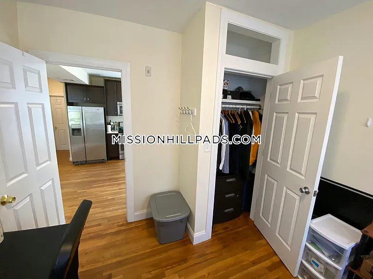 830 Huntington Ave #3 — Photo 21