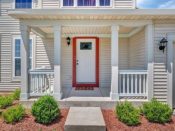 3rd image of 1647 Peter Ln