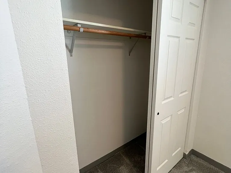 806 E White Birch Ave — Photo 13