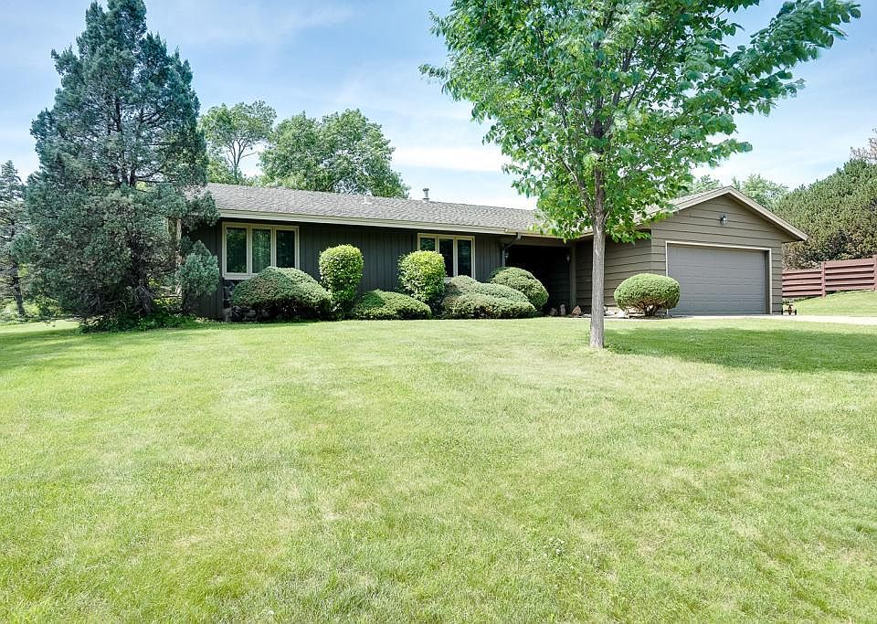 1st image of 10208 10th Avenue Cir S