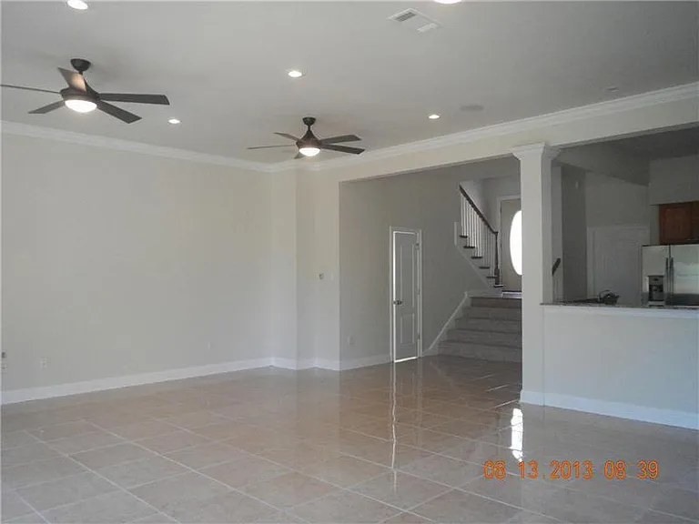 917 Milton St — Photo 8