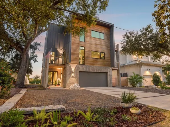 4828 W Flamingo Rd, Tampa, FL 33611