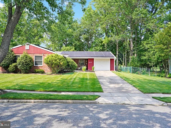 207 John F Kennedy Blvd, Lawnside, NJ 08045