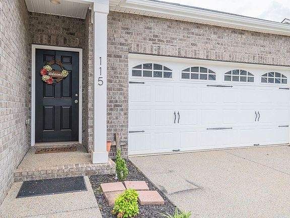 3rd image of 115 Crabourne Dr
