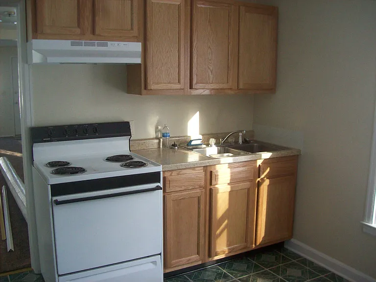 1017 Barland St #1 — Photo 7