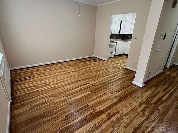 5th image of 12021 Edgewater Dr APT 207