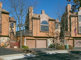 25 Patriot Xing, Rockaway, NJ 07866