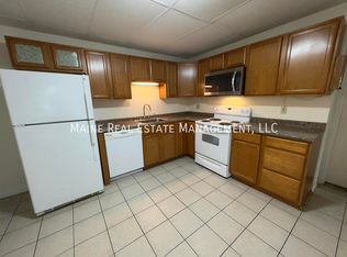1817 Hammond St #3, Bangor, ME 04401