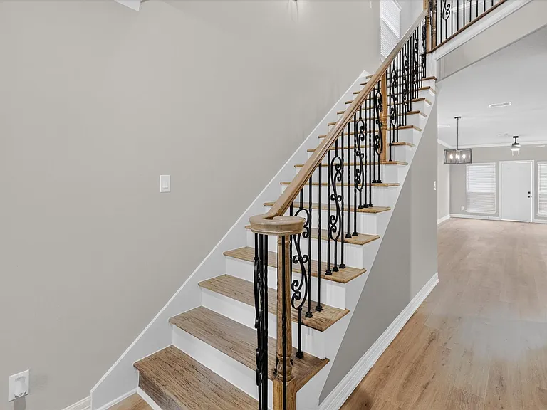 3323 Dennis St #A — Photo 3