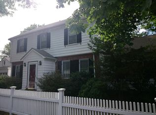 402 Vfw Pkwy, Brookline, MA 02467