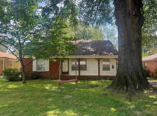 1560 Cranford Rd, Memphis, TN 38117