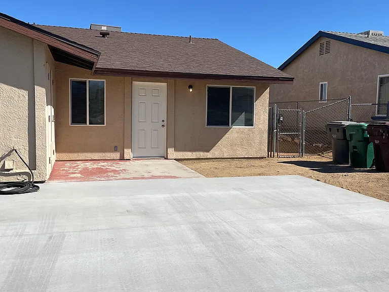 7135 Murray Ln #B — Photo 2