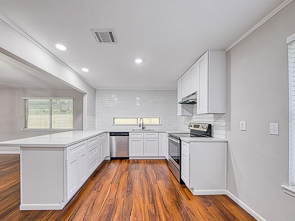4th image of 7807 Secretariat Ln