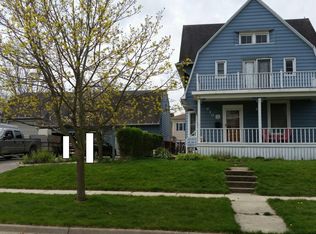 610 Academy St, Portland, MI