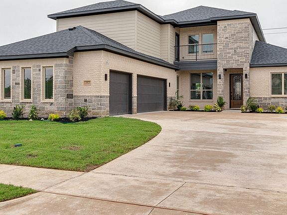 2nd image of 1800 W Camp Wisdom Rd #X5nymg