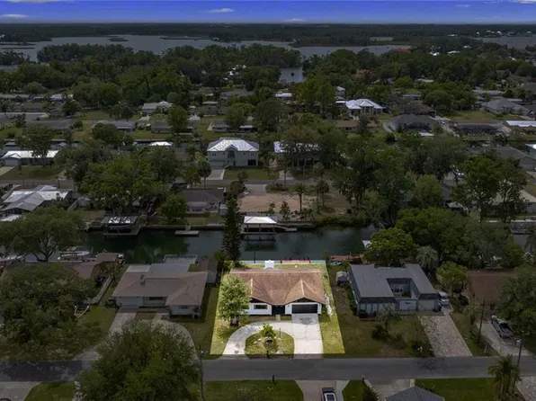 1218 SE 4th Ave, Crystal River, FL 34429