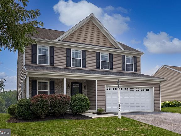 2nd image of 233 Loghes Dr