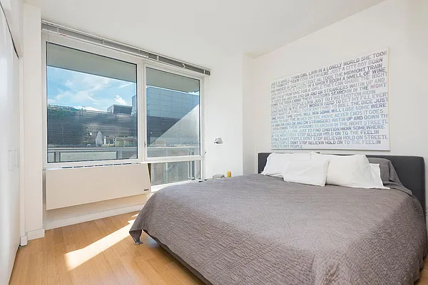 Rented by Compass | media 23