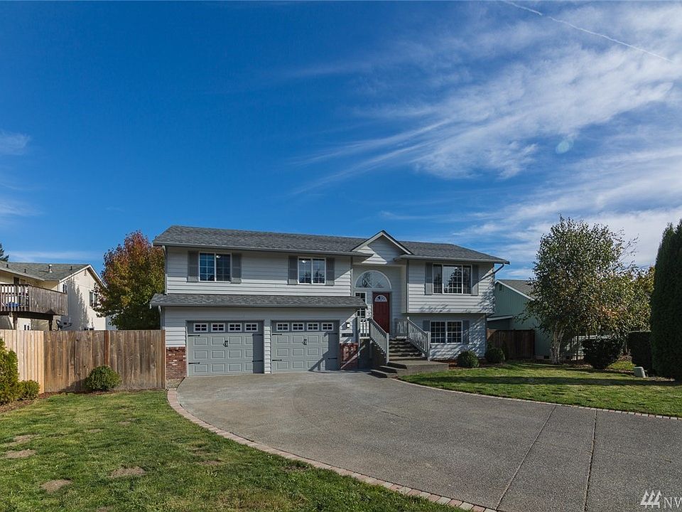 1st image of 9925 141st St E