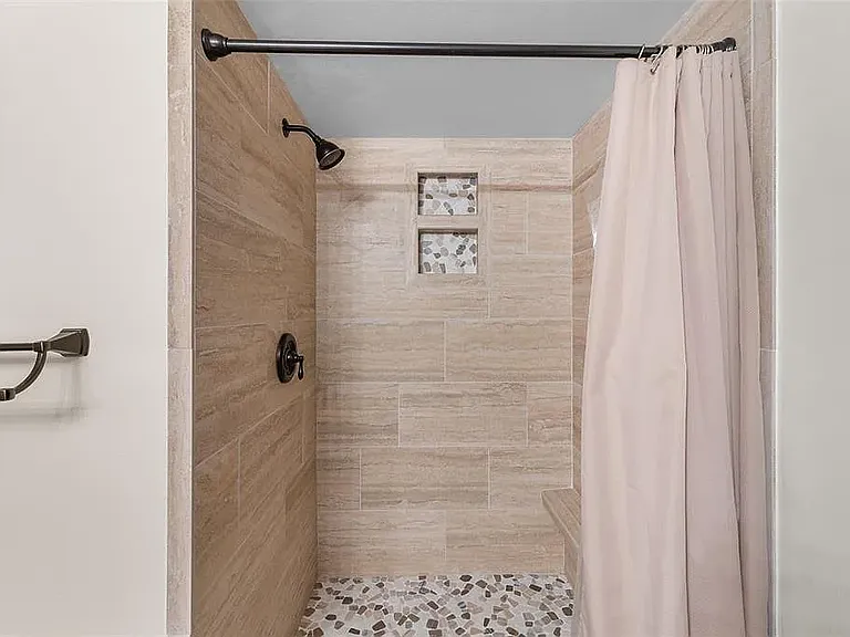 19505 Quesada Ave — Photo 27
