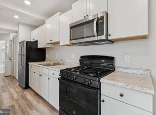 430 Condon Ter SE #5, Washington, DC 20032