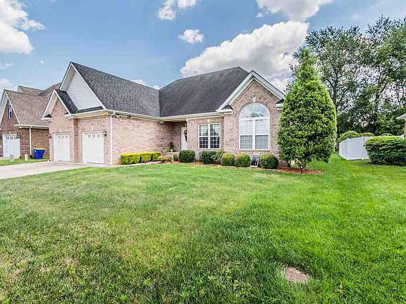 3rd image of 1780 Kenilwood Way