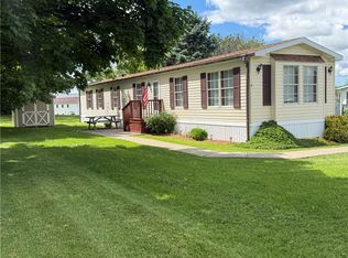 5 Arrowhead Dr, Waterloo, NY 13165