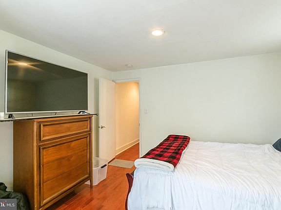 5th image of 1136 N 4th St Floor 1