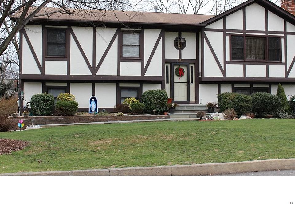 1st image of 108 N Harrison Ave
