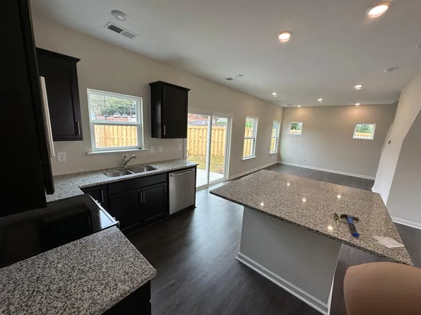 440 Couples Dr, Birmingham, AL 35242