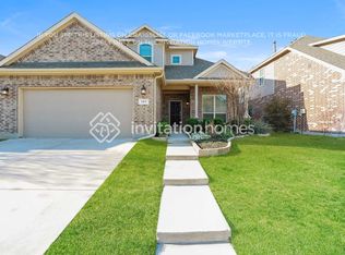 121 Gannet Trl, Argyle, TX 76226