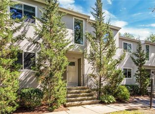 52 Randall Ave APT 12, Stamford, CT 06905