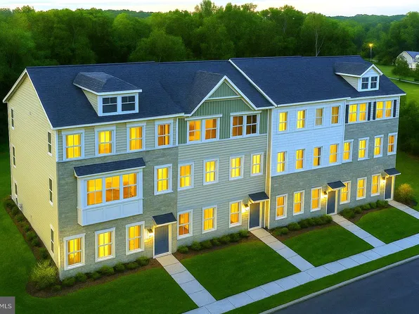 10711 Millport St, White Plains, MD 20695