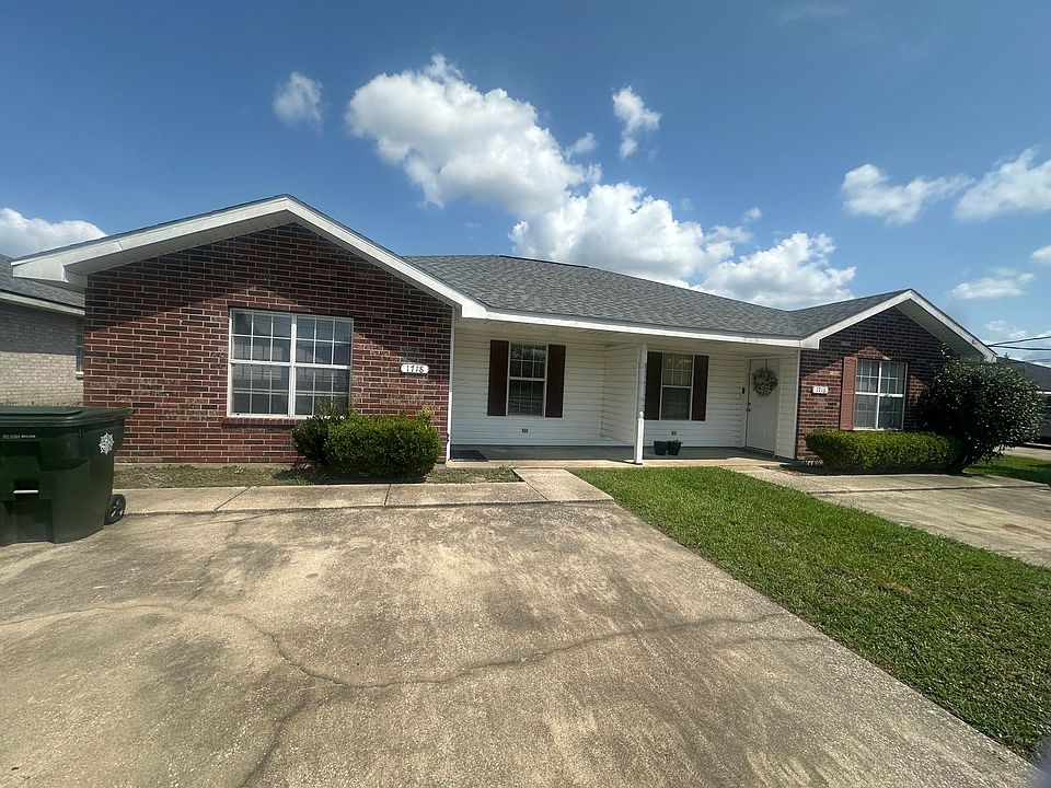 1st image of 1718 N Tallowood Dr