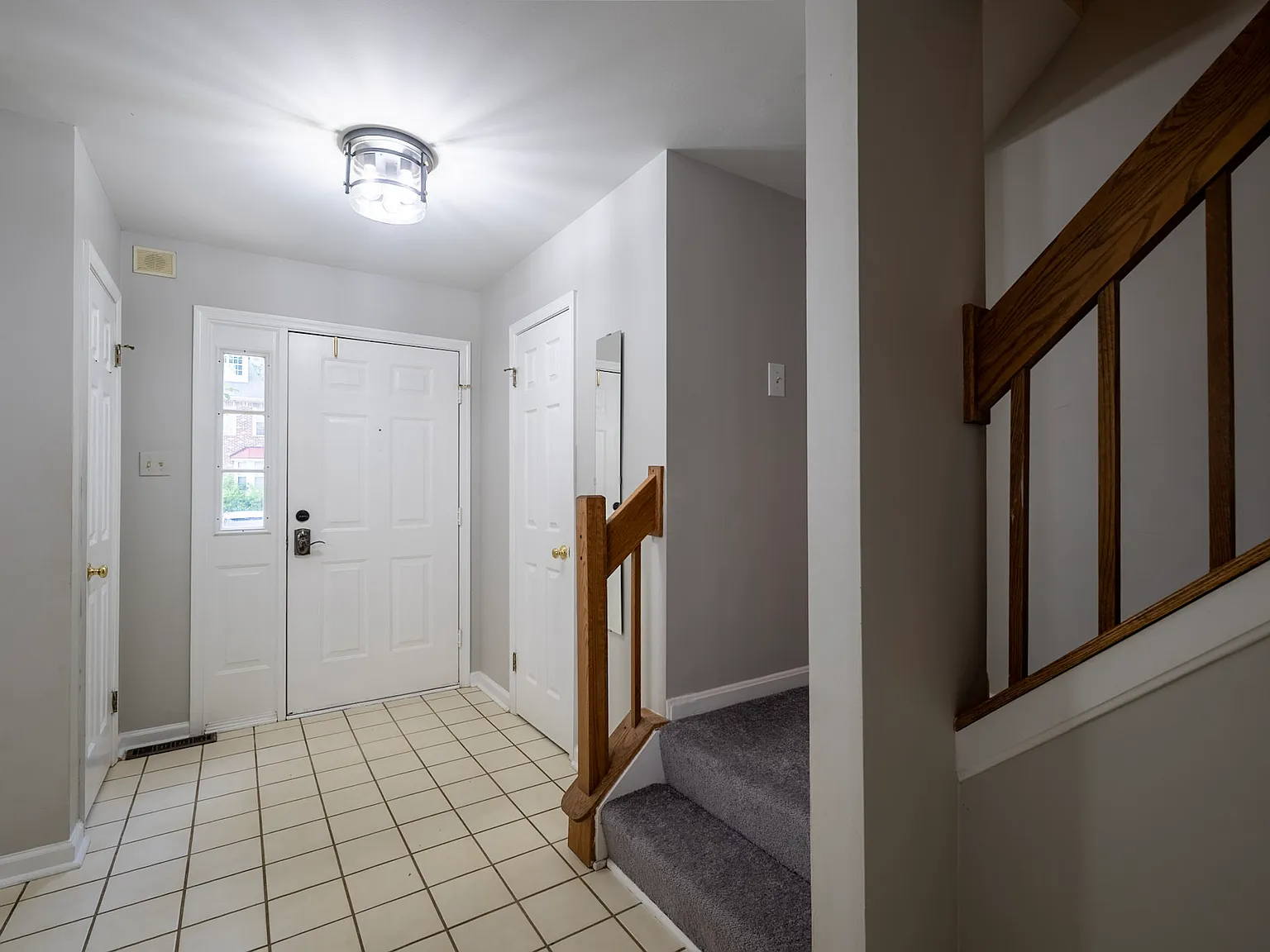 3 bed, 2251 sqft, $3,000 — Photo 4