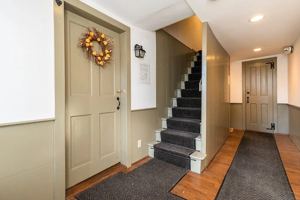 1 bed, 1.0 bath, $1,650 — Photo 2