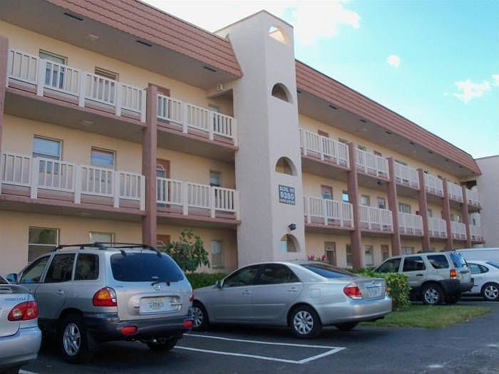 2nd image of 9380 Sunrise Lakes Blvd APT 204