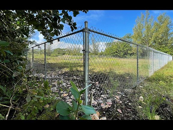 3rd image of 1st Avenue Akala Lot 2934